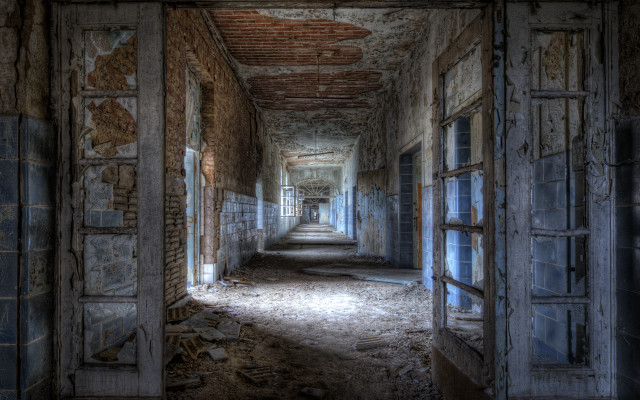 Long hallway broken door brick free wallpaper for desktop - medium preview image