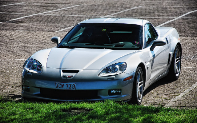 Silver sports car parking lot #18 free wallpaper for desktop - medium preview image