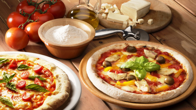 Pizza cheese tomatoes olives food free wallpaper for desktop - medium preview image