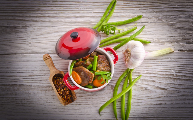 Food bowl green beans carrots free wallpaper for desktop - medium preview image