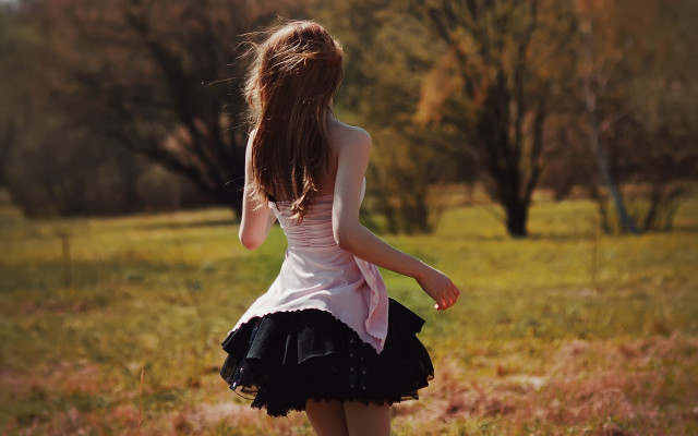 Woman dress field autumn nature free wallpaper for desktop - medium preview image