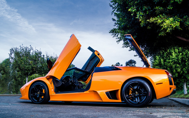 Bright orange sports car open #3 free wallpaper for desktop - medium preview image