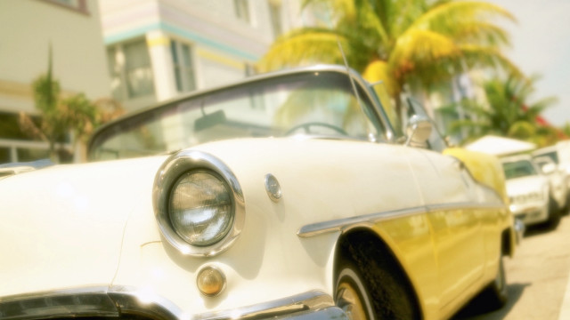 White car palm street photorealism free wallpaper for desktop - medium preview image