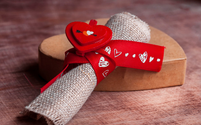 Heart stand ribbon 3d pincushion free wallpaper for desktop - medium preview image