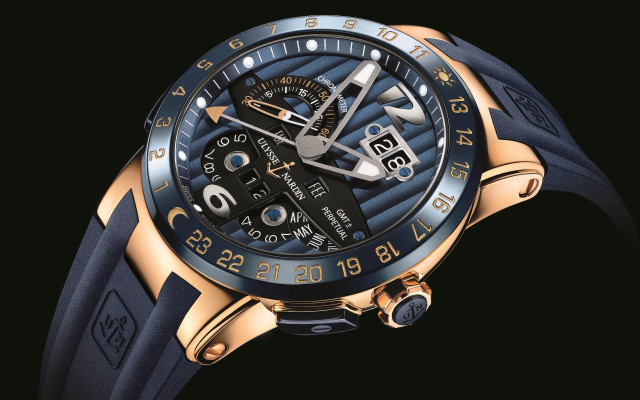 Watch blue strap gold case free wallpaper for desktop - medium preview image