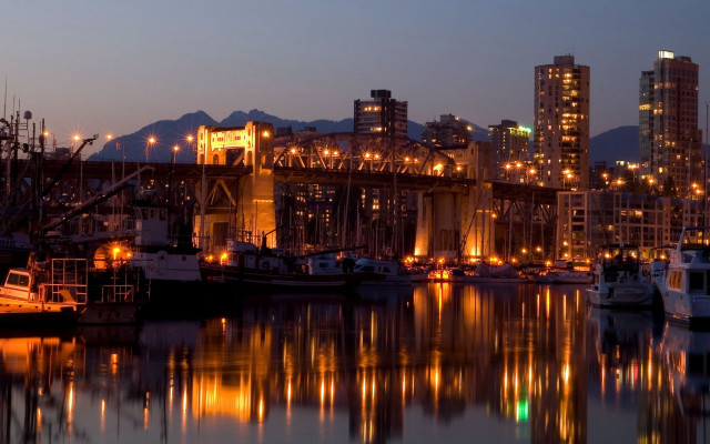 Vancouver city skyline bridge boats free wallpaper for desktop - medium preview image