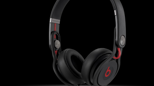 Beats headphones black background red free wallpaper for desktop - medium preview image