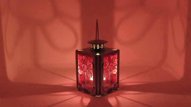 Red lantern candle shadow pink free wallpaper for desktop - medium preview image