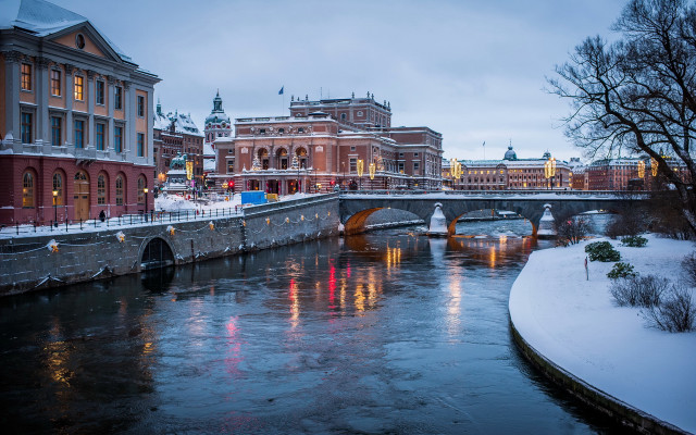 Winter river bridge cityscape snow free wallpaper for desktop - medium preview image