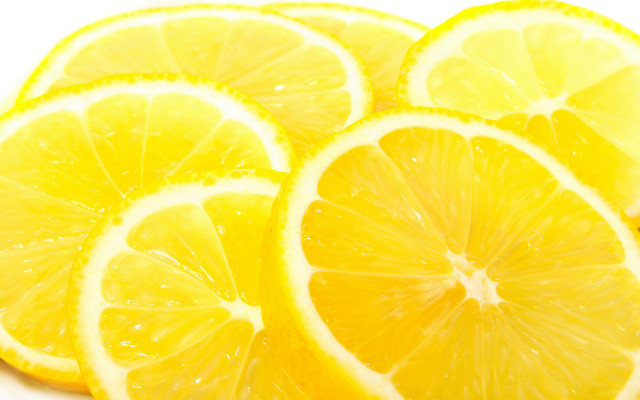 Lemon closeup water drops slice free wallpaper for desktop - medium preview image