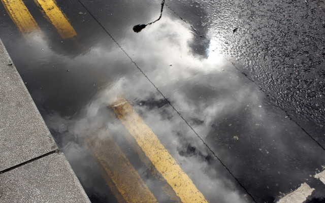 Street puddle reflections city night free wallpaper for desktop - medium preview image