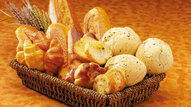 Basket bread items table yellow free wallpaper for desktop - medium preview image