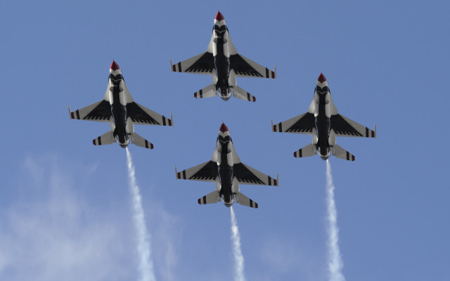 Jets smoke formation blue sky free wallpaper for desktop - medium preview image