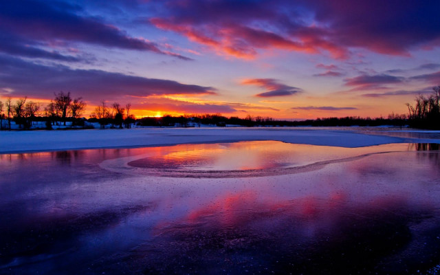 Sunset reflecting sky clouds frozen free wallpaper for desktop - medium preview image