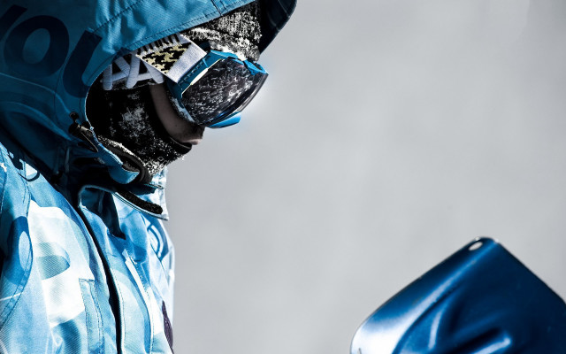 Man blue jacket sunglasses blue free wallpaper for desktop - medium preview image