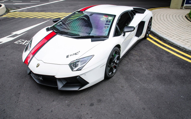 White sports car red stripe #15 free wallpaper for desktop - medium preview image