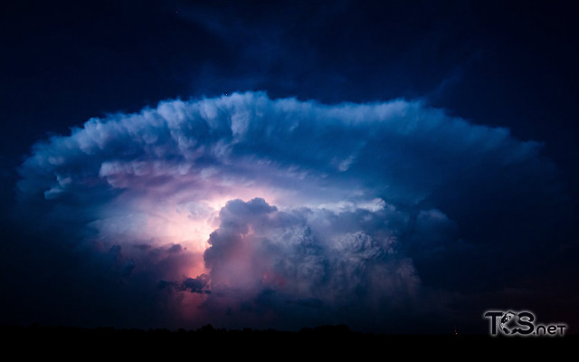 Large cloud lightning night blue free wallpaper for desktop - medium preview image