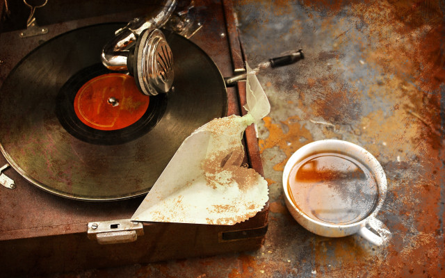 Broken record tea rusted table free wallpaper for desktop - medium preview image