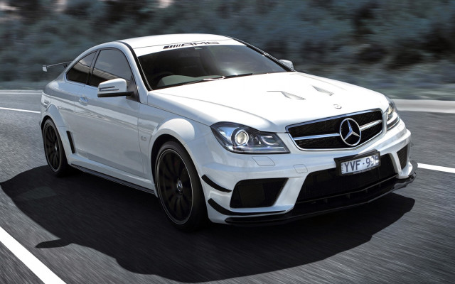 White mercedes benz finely detailed #2 free wallpaper for desktop - medium preview image