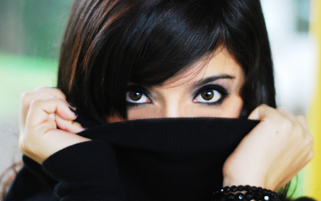Woman black scarf wide eyes free wallpaper for desktop - medium preview image