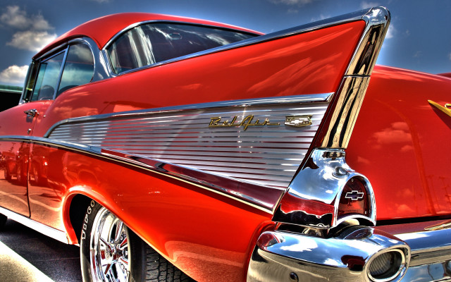 Red classic car hood up free wallpaper for desktop - medium preview image