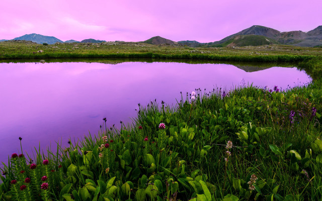 Pond green mountains purple sky free wallpaper for desktop - medium preview image
