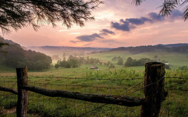 Fence field mountain horizon sunset free wallpaper for desktop - medium preview image