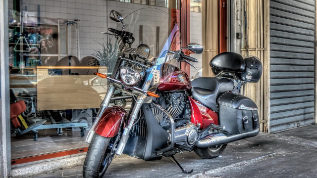 Red black motorcycle store front free wallpaper for desktop - medium preview image