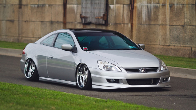 Silver car street grass fence free wallpaper for desktop - medium preview image