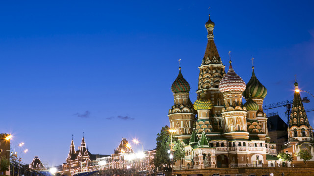Large building clock tower night #15 free wallpaper for desktop - medium preview image