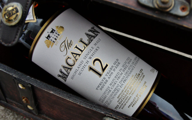 Wine bottle wooden box drawer free wallpaper for desktop - medium preview image