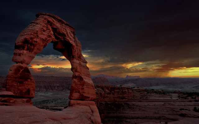Desert rock formation sunset clouds free wallpaper for desktop - medium preview image