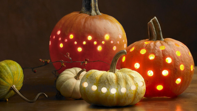 Pumpkins lights table halloween folkart free wallpaper for desktop - medium preview image