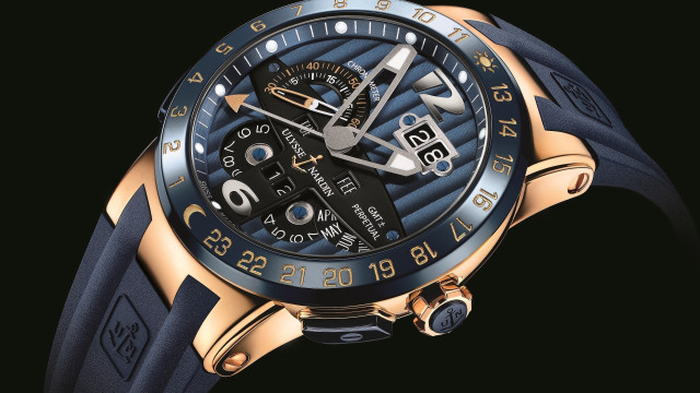 Watch blue strap gold case #2 free wallpaper for desktop - medium preview image