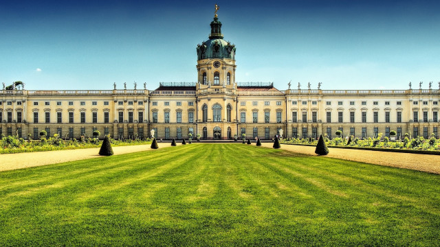 Large building clock tower park free wallpaper for desktop - medium preview image