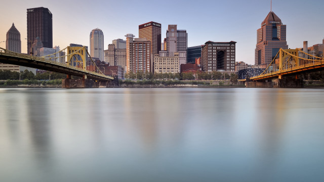 City skyline bridge river architecture free wallpaper for desktop - medium preview image