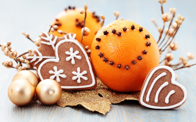 Orange cookies decorations blurry branch free wallpaper for desktop - medium preview image