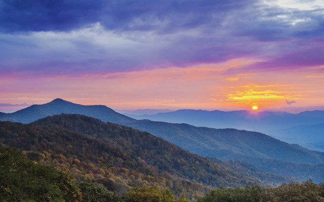 Sunset mountain range clouds trees #3 free wallpaper for desktop - medium preview image