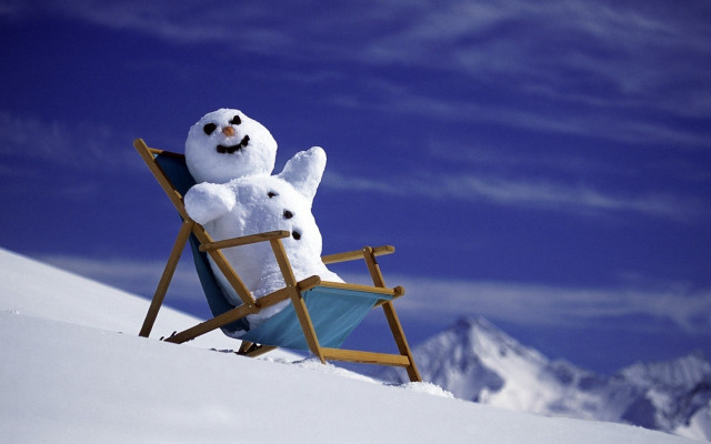 Snowman chair top snowman land free wallpaper for desktop - medium preview image