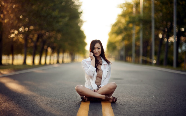 Woman skateboard cellphone outdoors bokeh free wallpaper for desktop - medium preview image