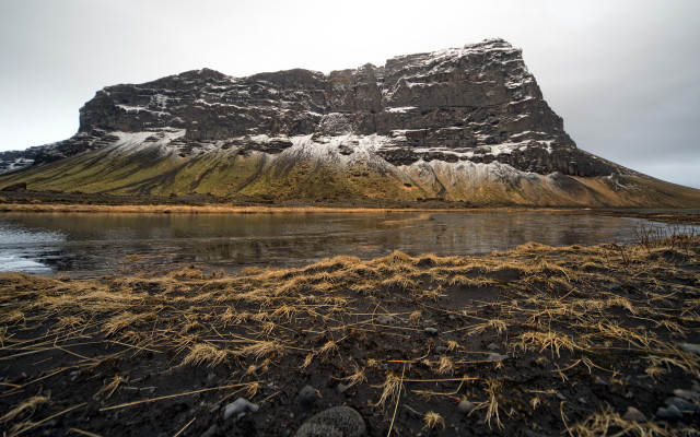 Mountain lake snowy background landscape free wallpaper for desktop - medium preview image