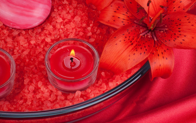 Candles flower red cloth stilllife free wallpaper for desktop - medium preview image
