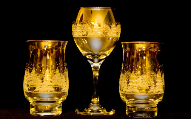 Yellow wine glasses three crystal free wallpaper for desktop - medium preview image