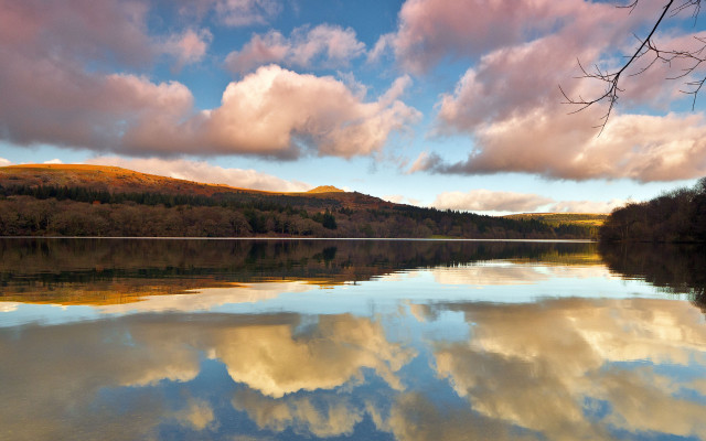 Lake mountain clouds trees reflections free wallpaper for desktop - medium preview image