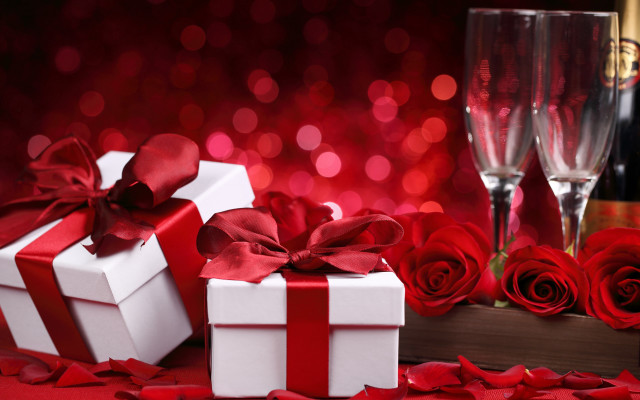 Red rose champagne flutes gift free wallpaper for desktop - medium preview image
