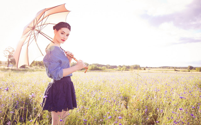 Woman field umbrella purple dress free wallpaper for desktop - medium preview image