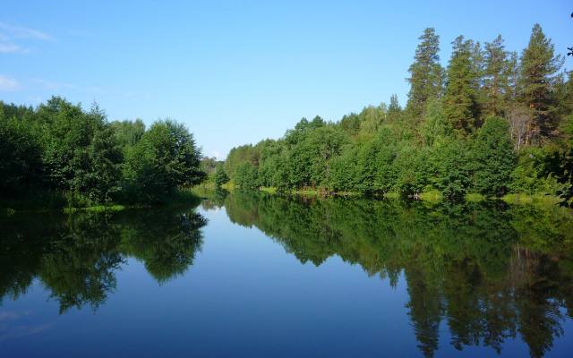 River trees blue sky clouds free wallpaper for desktop - medium preview image