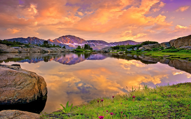 Lake mountains cloudy pink sky free wallpaper for desktop - medium preview image