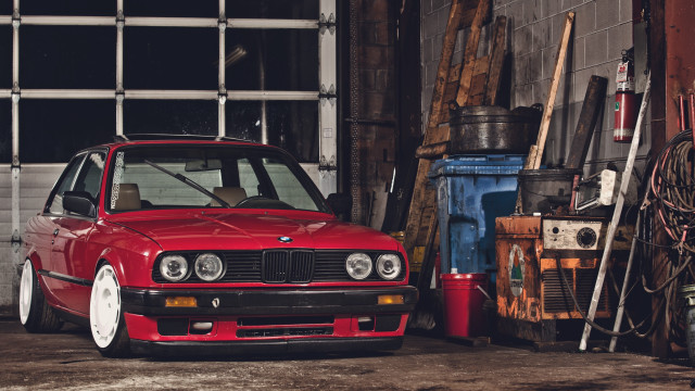 Red car garage junk bicycle free wallpaper for desktop - medium preview image