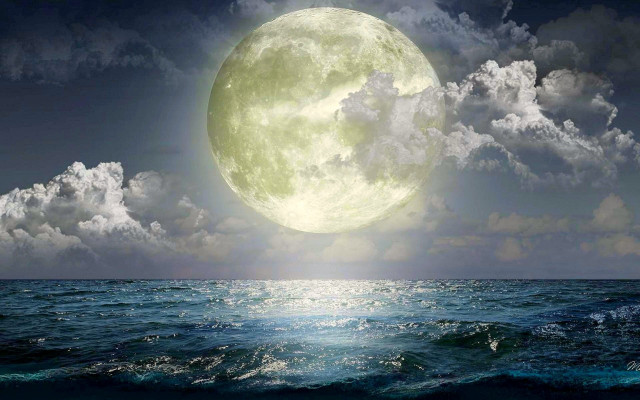 Full moon ocean boat clouds free wallpaper for desktop - medium preview image